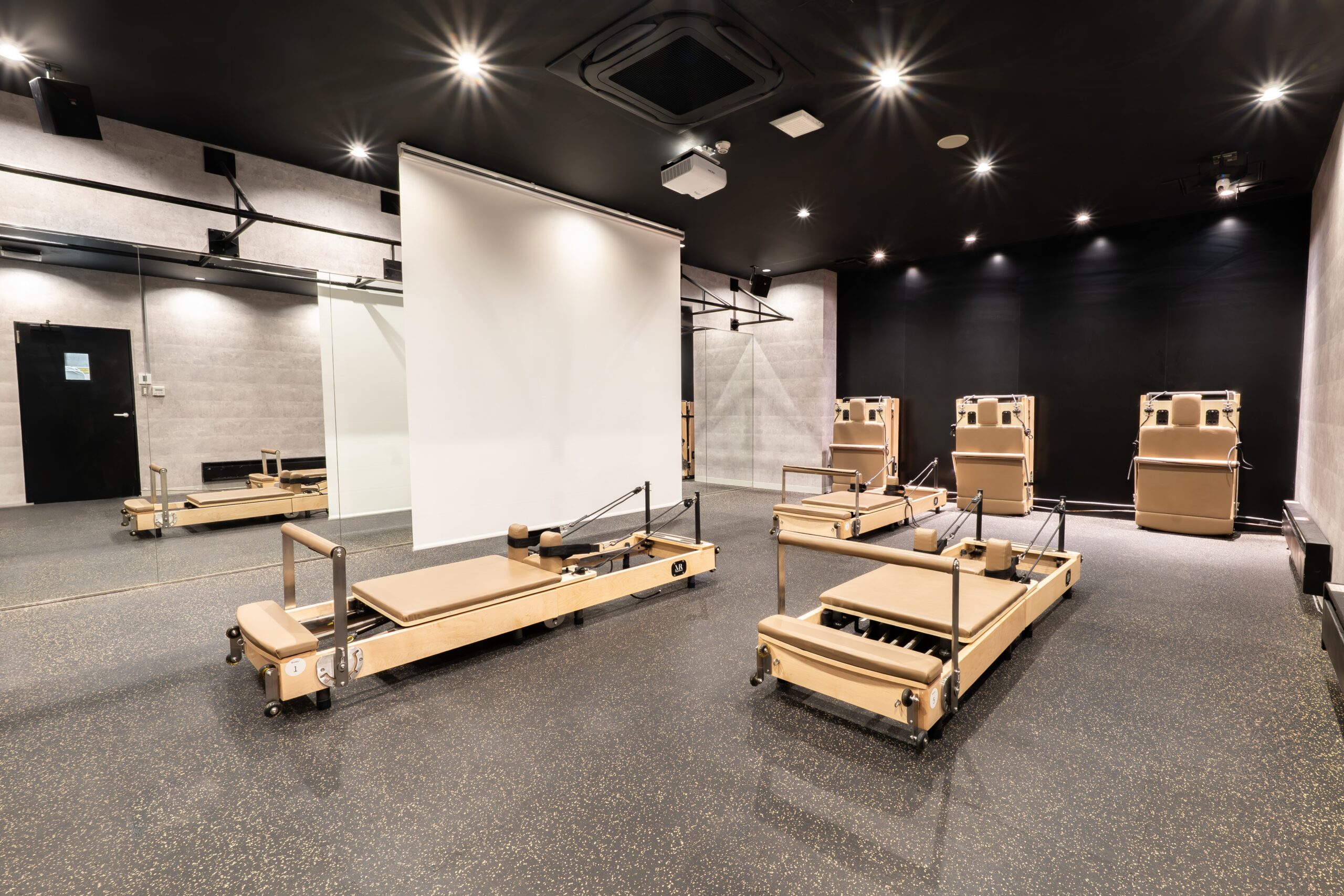ピラティス・EMS専門スタジオ Evolv(エボルブ) 五反田店の詳細はこちら