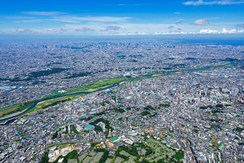 川崎市高津区より東京方向全景を望む空撮。溝の口